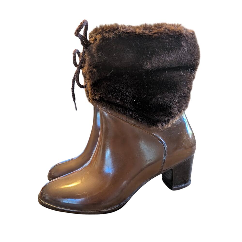 True Vintage 60s/70s Brown Vinyl Faux Fur Trim Rain Snow Boots Made in USA 8